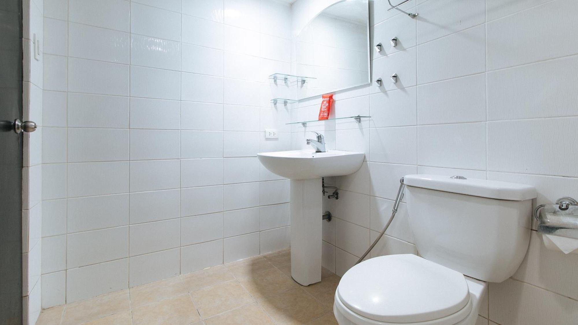 Reddoorz At Kassel Residences Paranaque Paranaque City Extérieur photo